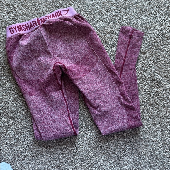 Gymshark Pink Contour Leggings🩷 - Picture 3 of 3